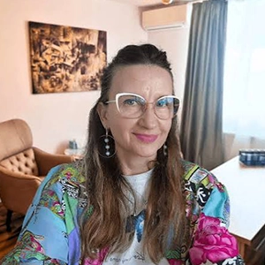 Melania Elena Mănescu